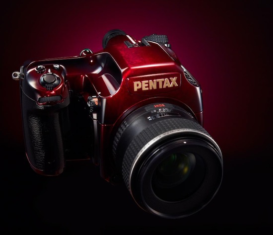 pentax-645d-ed-lim-1