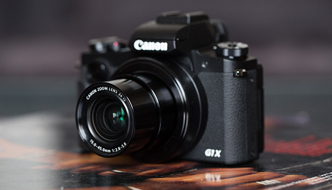 Canon G1X Mark III zoom