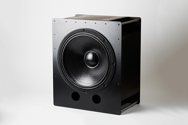 Audio Excellence ajoute un amplificateur de 1600 Watts à son caisson Raijuu 2