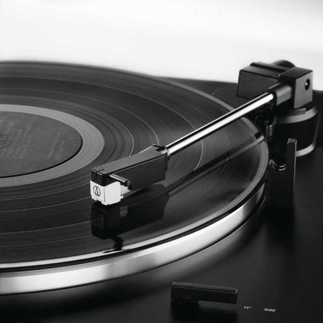 Audio Technica AT LP60x Platine Vinyle 01