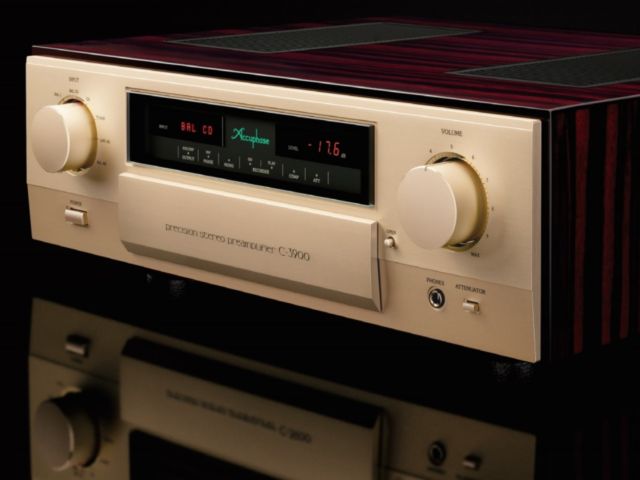 Accuphase C3900 ONmag01