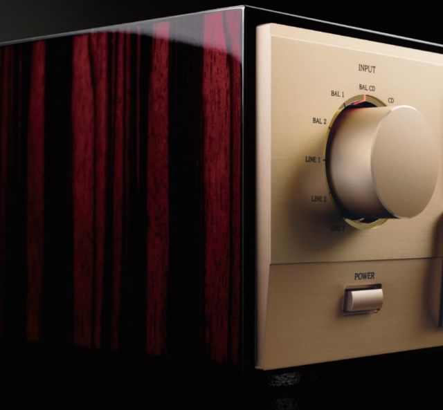 Accuphase C3900 ONmag02