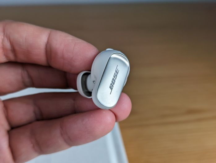 Bose QC Ultra Earbuds 6