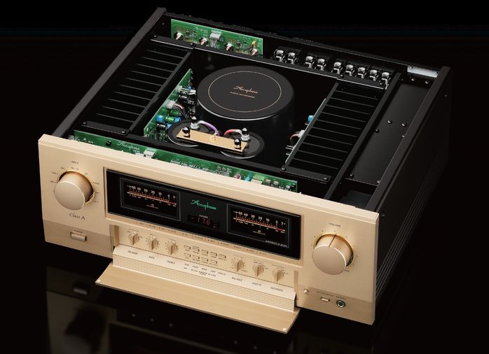 Accuphase E700 03