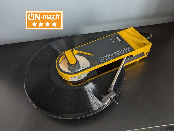 Test Audio-Technica Sound Burger AT-SB727 : la platine vinyle nomade façon Walkman des 80's